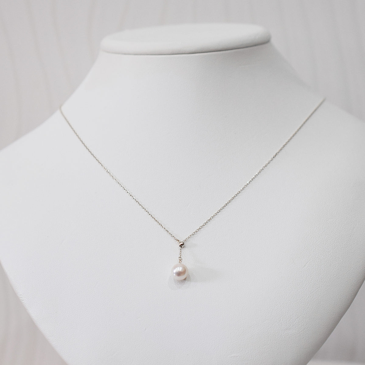 【K10 / K18 / Pt850】Rare White pink 7.5mm - 8.5mm Seawater Real Akoya Pearl necklace AkoyaPearl Japan あこや 真珠
