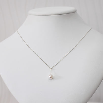 【K10 / K18 / Pt850】Rare White pink 7.5mm - 8.5mm Seawater Real Akoya Pearl necklace AkoyaPearl Japan あこや 真珠