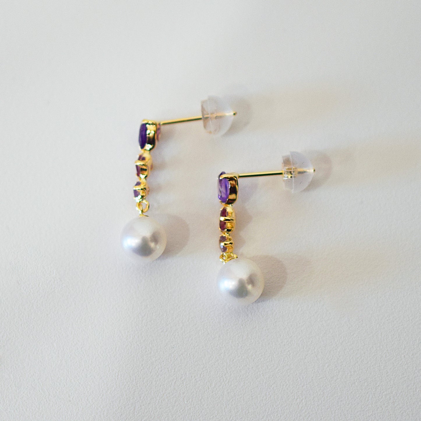 Hanadama rank Whitepink 5.5mm - 6.5mm K18YG Earrings Semi-precious stone Japan Amethyst Rhodolite Garnet