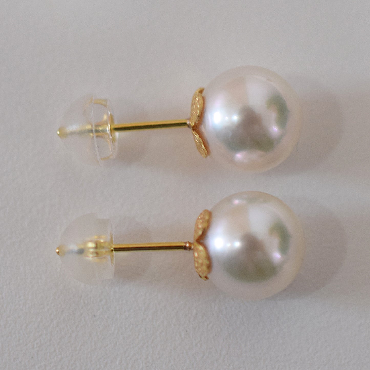 <SALE> Limited to actual item White pink 7.5mm - 8mm Seawater Akoya Pearl Stud Earrings 18K From Japan Japanese akoyapearl reenspearl