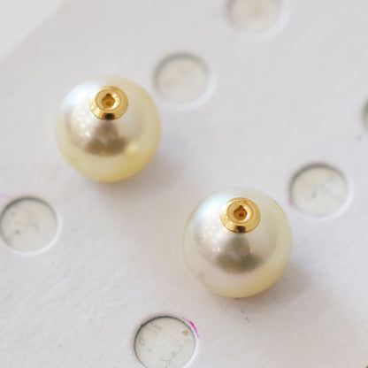 <SALE> Limited to actual item 9mm - 9.5mm Natural color Sea Real Akoya Pearl Earring back Only K18 Japanese akoyapearl reenspearl 日本 天草 真珠 あこや