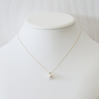 Hanadama rank White pink 8mm - 9.5mm Birthstone Blue Topaz 10K pendant necklace Akoya Pearl Real Japan Seawater pearl