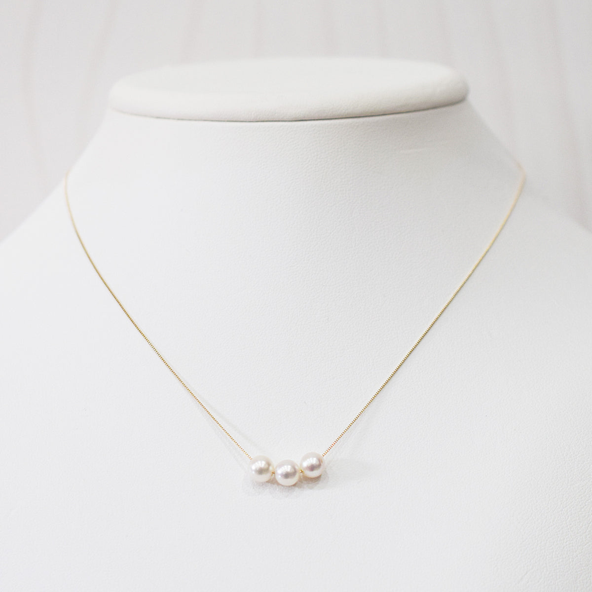 【K10 / K18】Rare White pink 5.5mm - 6.5mm Seawater Real 3pc Akoya Pearl necklace AkoyaPearl Japan あこや 真珠
