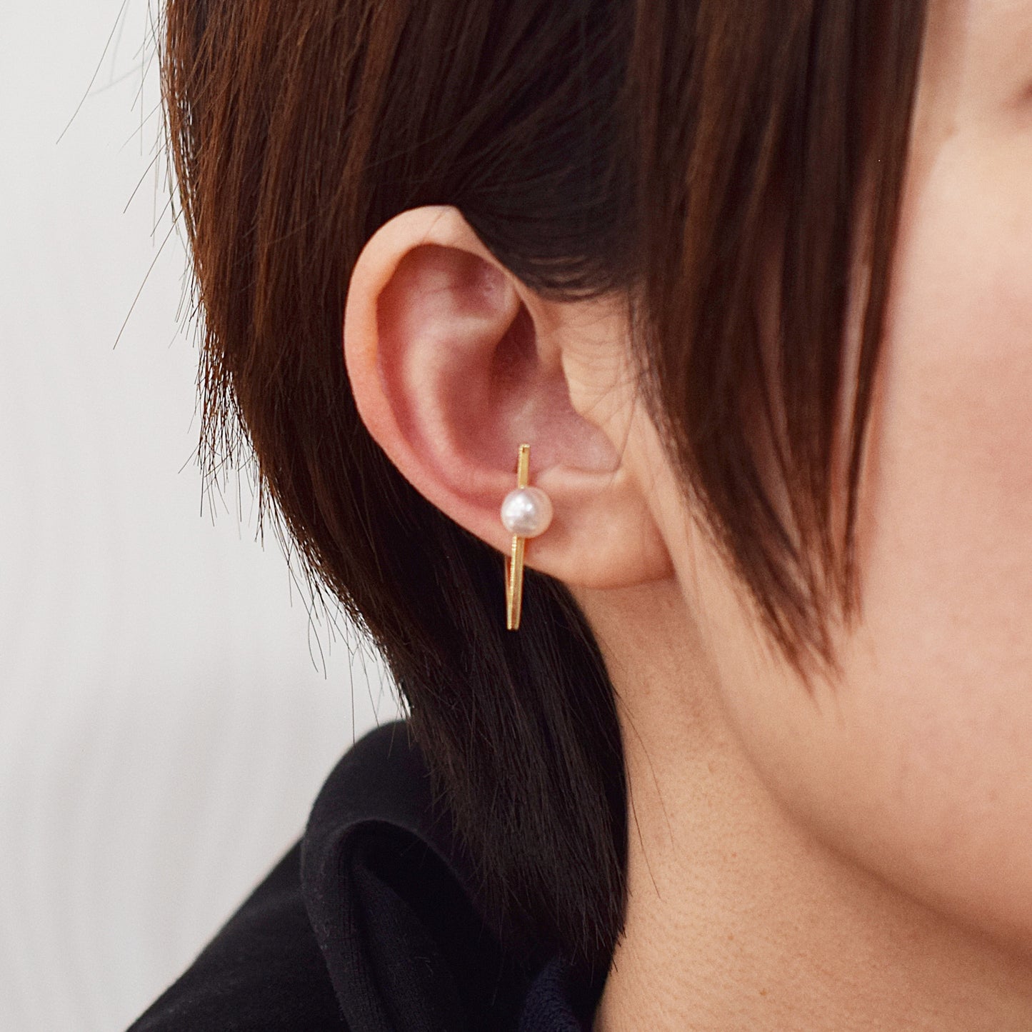 Hanadama rank White pink 6mm - 6.5mm akoya pearl K18YG Triangle Ear Cuff Seawater Japan Japanese 真珠 あこや