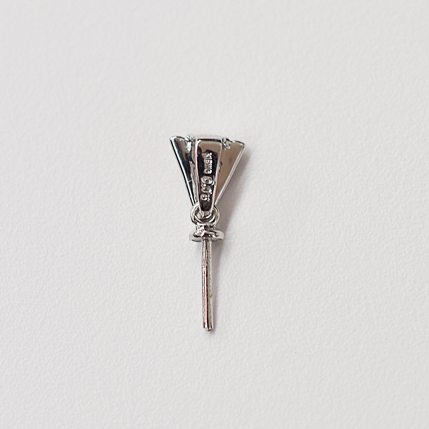 Only metal fittings 0.05ct K18WG Diamond Pendant top RP0041