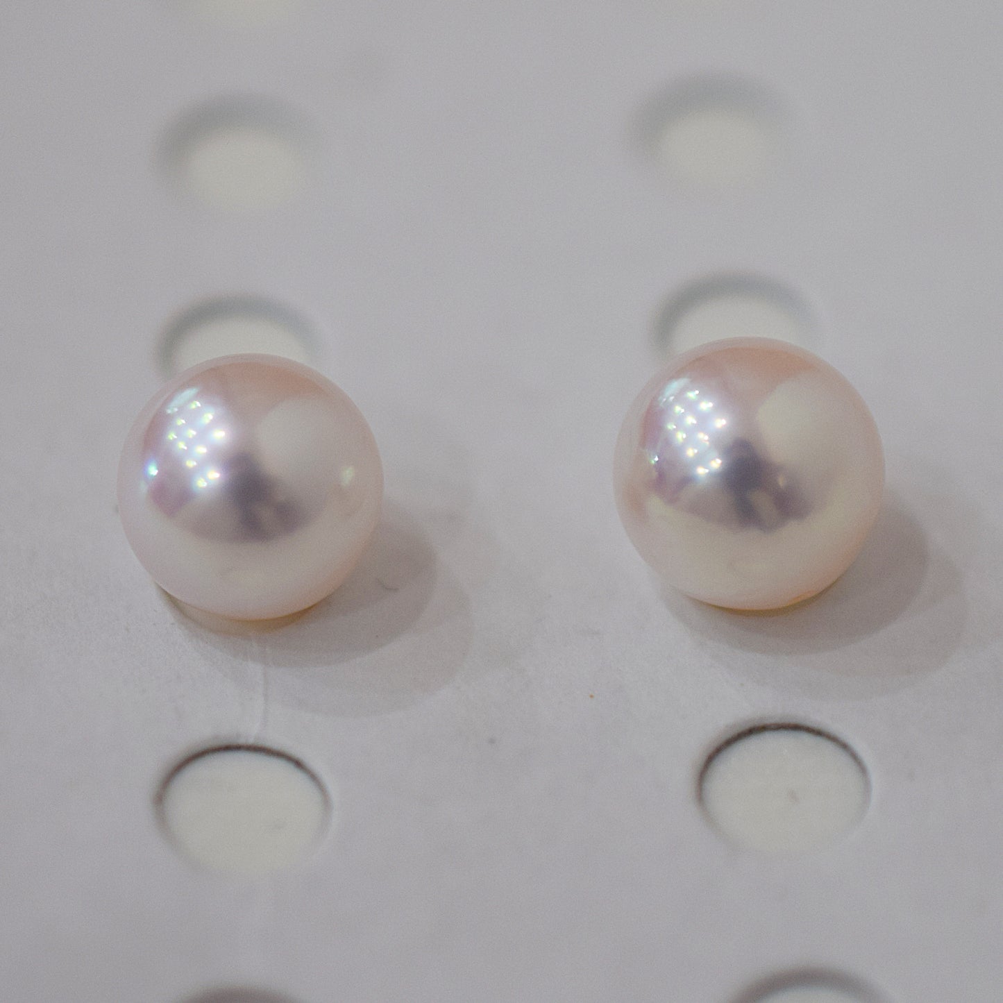 AAA rank 8mm - 8.5mm White pink tennyo color Akoya Pearl Earring Japan Japanese Seawater pearl reenspearl 18K 14K akoyapearl 1pair 2pc