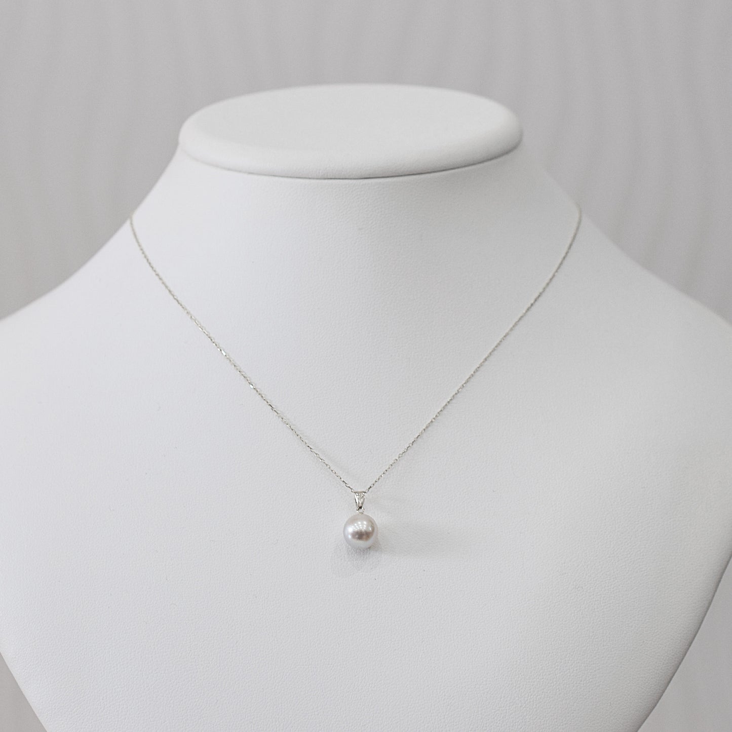 【K18YG / K18WG】Ultra Rare Natural 8mm - 9mm Madama rank Akoya Pearl Japan Akoyapearl Pendant Necklace birthday あこや 真珠 日本