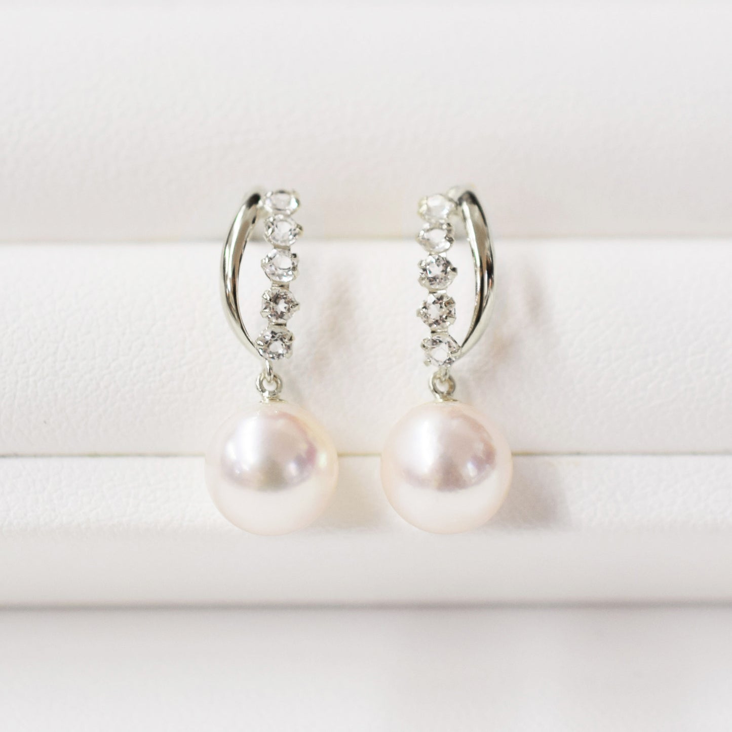 【K18YG / K14WG】Hanadama rank 7.5mm - 9.5mm Whitepink Studs Earring Real Akoya Pearl Japan Akoyapearl Semi-precious stone White topaz あこや 真珠