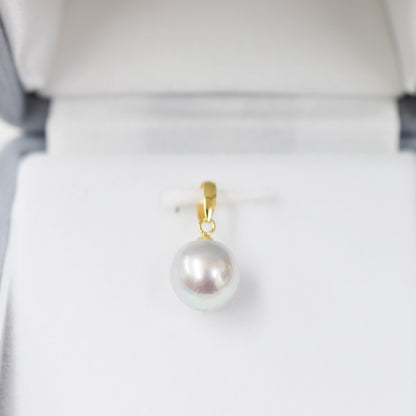 Pendant top Only Madama rank 8.5mm - 9mm Natural color Akoya Pearl Japan Akoyapearl birthday あこや 真珠 日本 reenspearl 18K