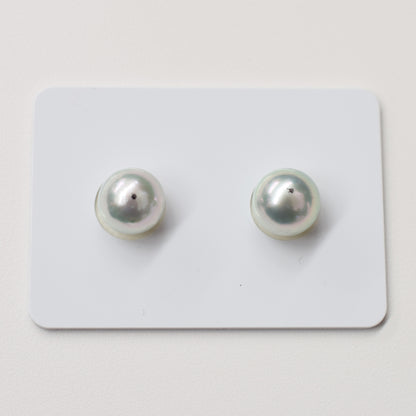 AAA rank Madama color 9mm - 9.5 mm Natural 1pair 2pc Real Akoya Pearl studs Earring Japan Japanese Seawater reenspearl birthday Loose あこや 真珠