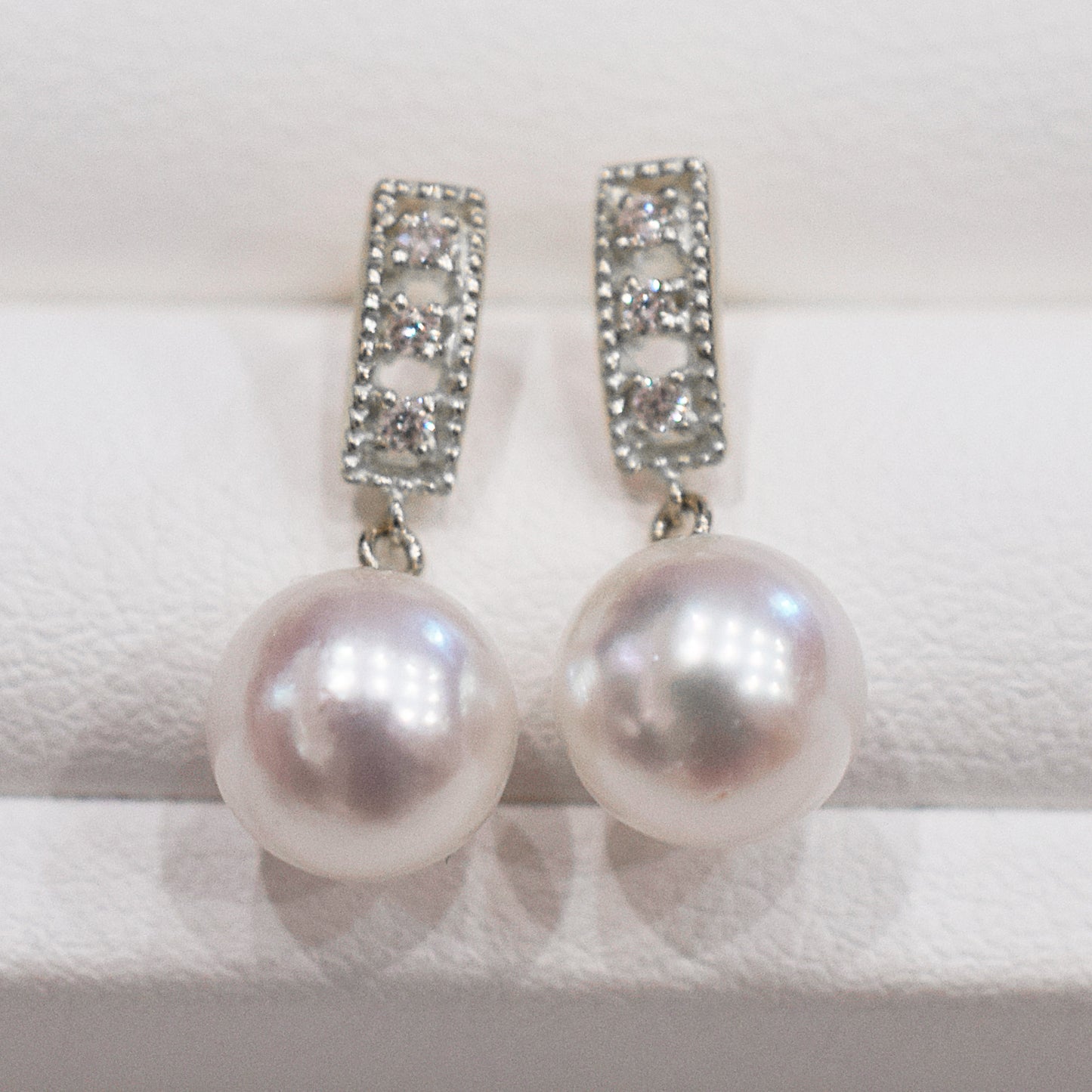 【K18YG / K14WG】Hanadama rank Whitepink 7.5mm - 8.5mm Earring Diamond 0.03ct Seawater Real Akoya Pearl Japan anniversary Japanese Wedding あこや 真珠