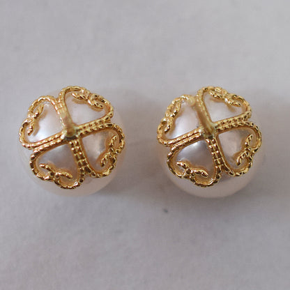 <SALE> Limited to actual item White pink 7.5mm - 8mm Seawater Akoya Pearl Stud Earrings 18K From Japan Japanese akoyapearl reenspearl