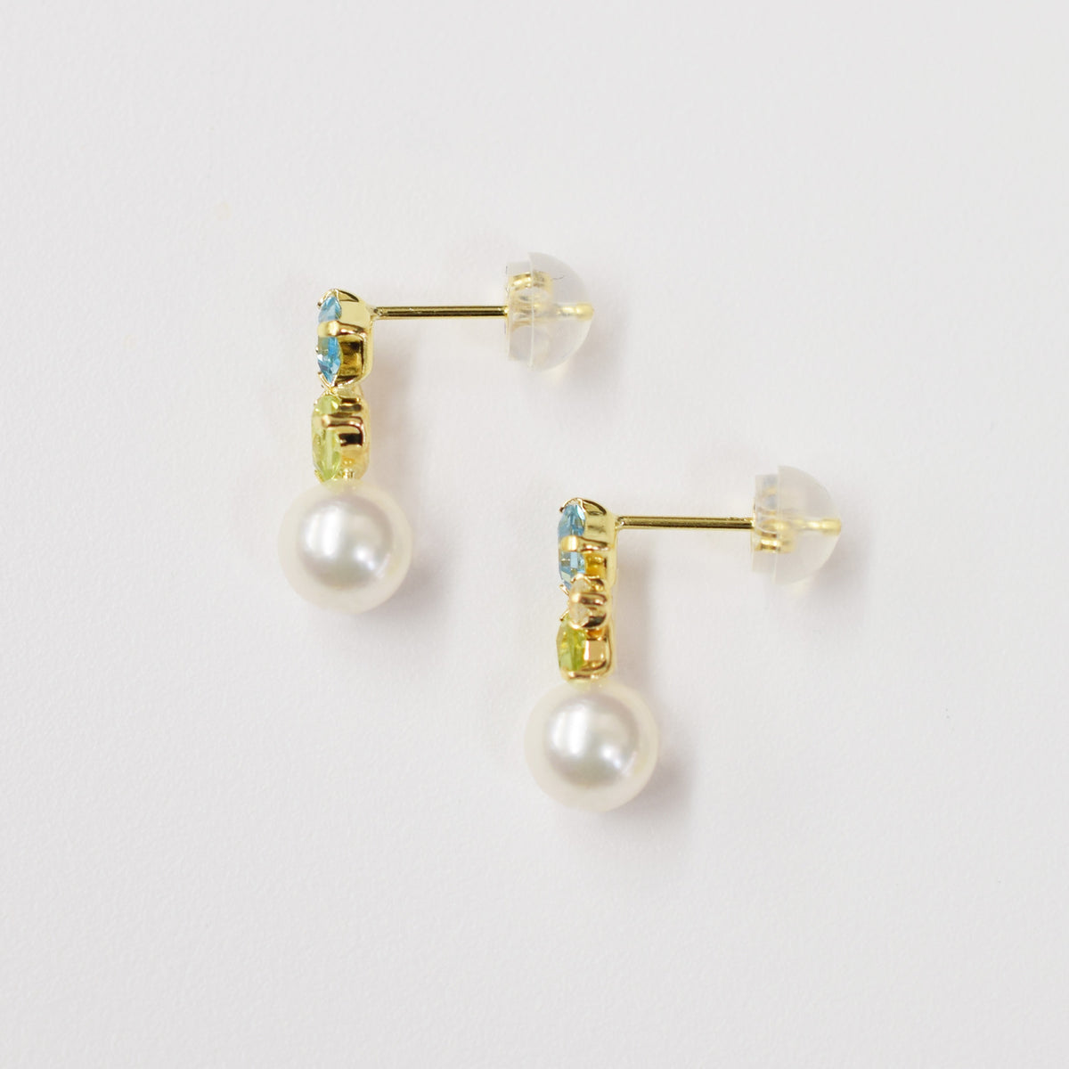 Hanadama rank Whitepink 5.5mm - 6.5mm K18YG Earrings Semi-precious stone Japan Blue topaz white topaz peridot