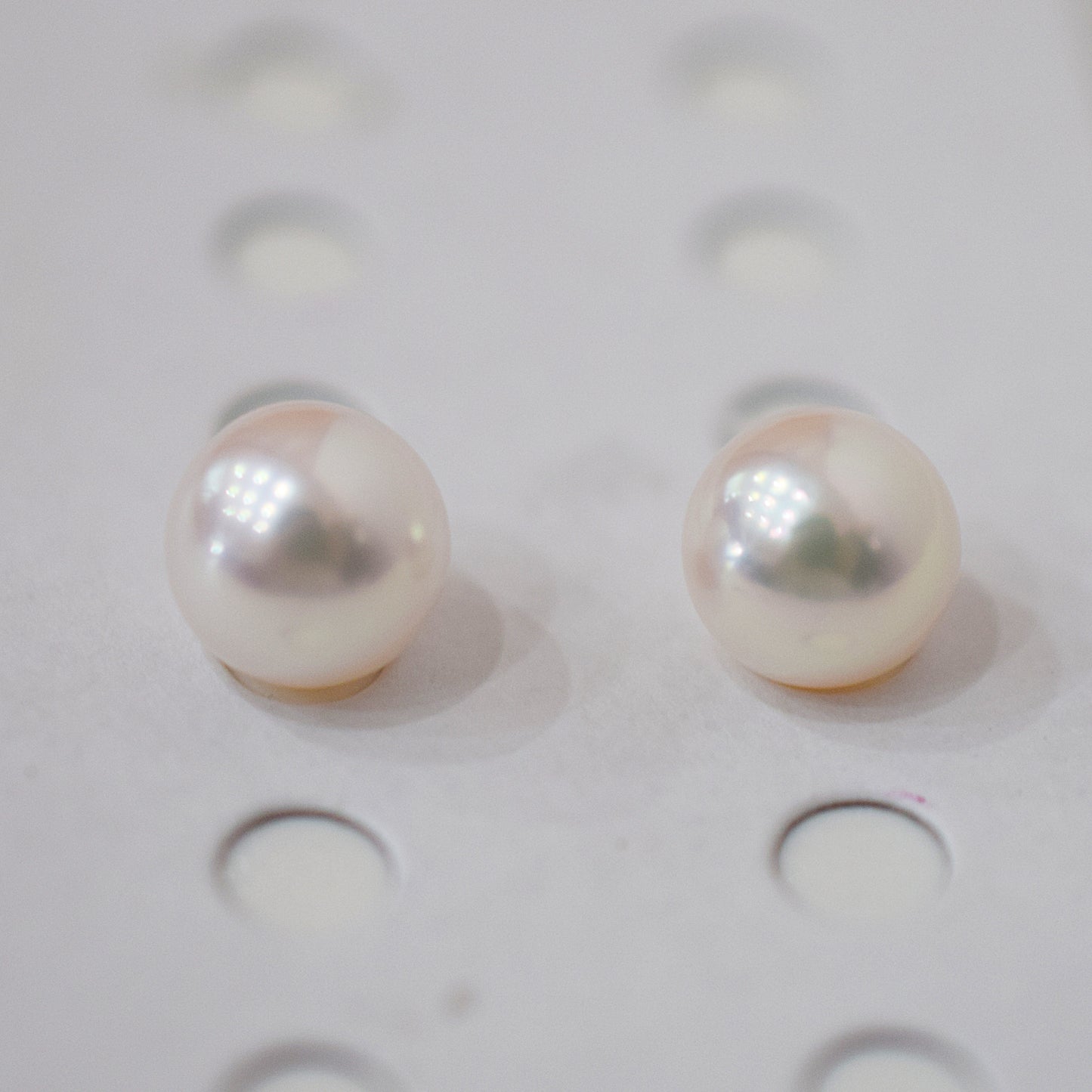 AAA rank 8mm - 8.5mm White pink tennyo color Akoya Pearl Earring Japan Japanese Seawater pearl reenspearl 18K 14K akoyapearl 1pair 2pc