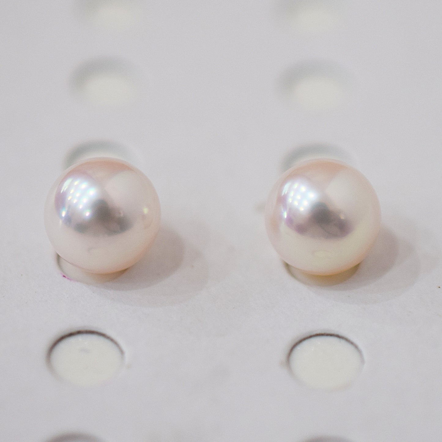 AAA rank 8mm - 8.5mm White pink tennyo color Akoya Pearl Earring Japan Japanese Seawater pearl reenspearl 18K 14K akoyapearl 1pair 2pc