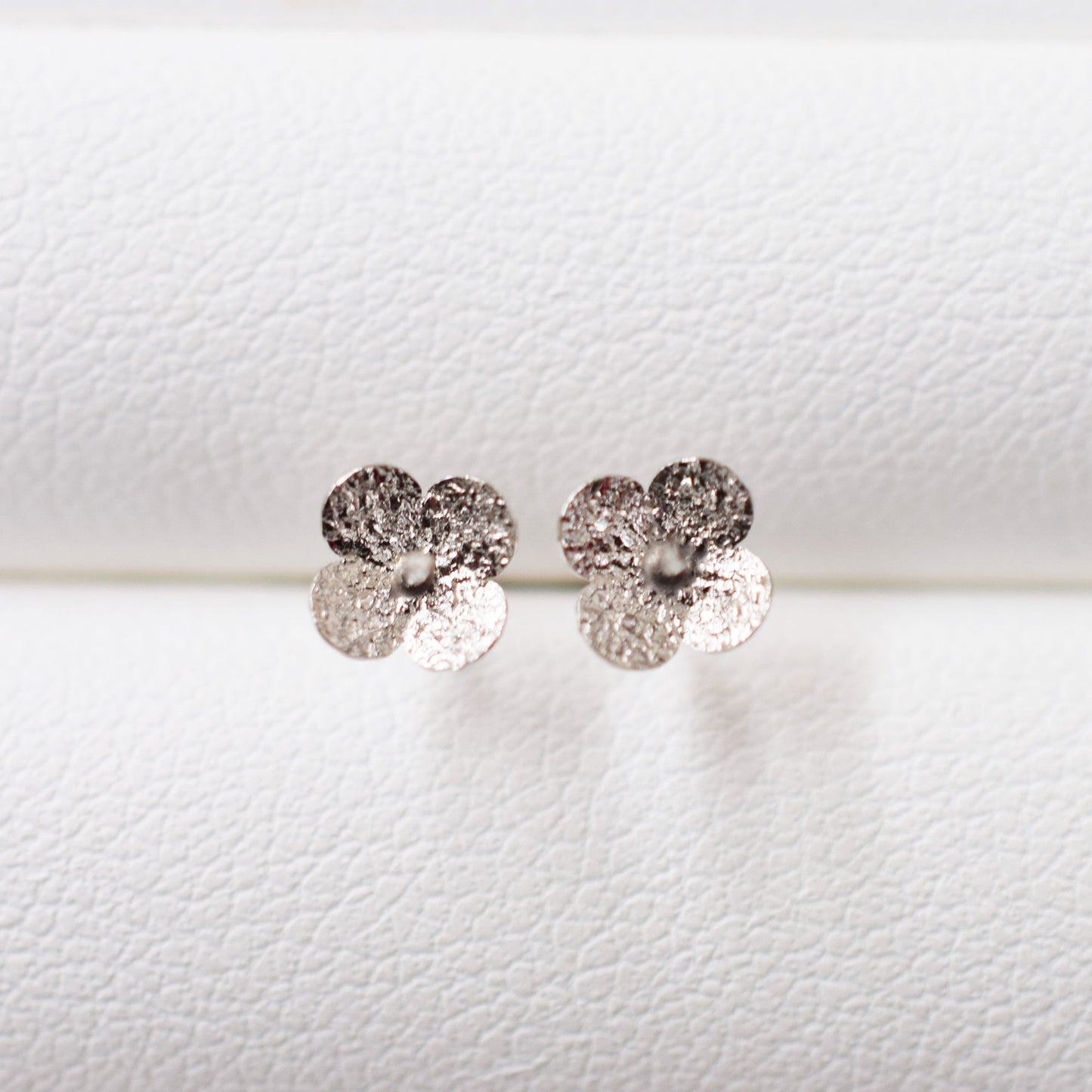 Only metal fittings K14WG stud earring Metal fitting Recommended for pearls 5mm - 8mm