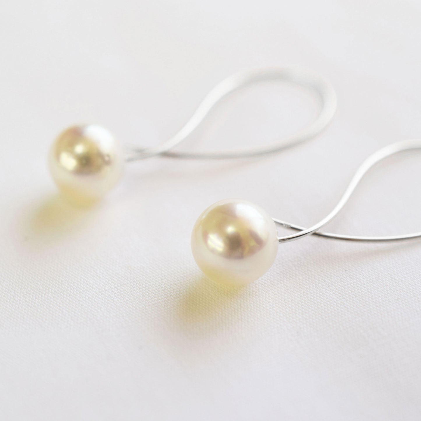 Hanadama rank 7.5mm - 9.5mm Whitepink Earrings K14WG Real Akoya Pearl Japan Akoyapearl