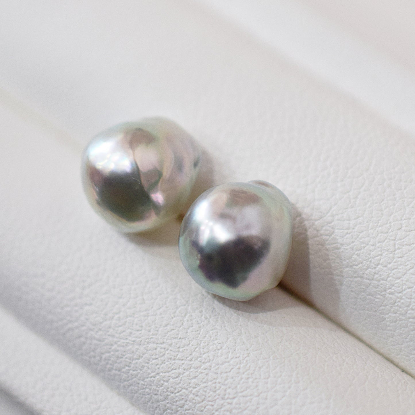 <SALE> Limited to actual item Natural color akoya Baroque pearl 8mm - 9mm 14KGF Gold Filled Akoya Pearl Stud Earrings Japan Japanese Seawater reenspearl
