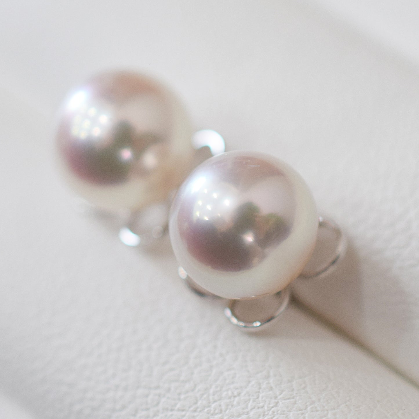 <SALE> Limited to actual item Whitepink 7.5mm - 8mm Seawater Akoya Pearl Stud Earring 14K From Japan Japanese Seawater reenspearl