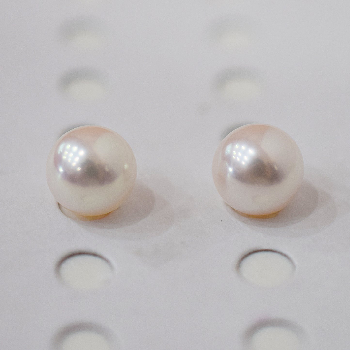 AAA rank 8mm - 8.5mm White pink tennyo color Akoya Pearl Earring Japan Japanese Seawater pearl reenspearl 18K 14K akoyapearl 1pair 2pc
