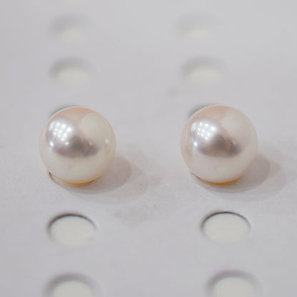 AAA rank 8mm - 8.5mm White pink tennyo color Akoya Pearl Earring Japan Japanese Seawater pearl reenspearl 18K 14K akoyapearl 1pair 2pc