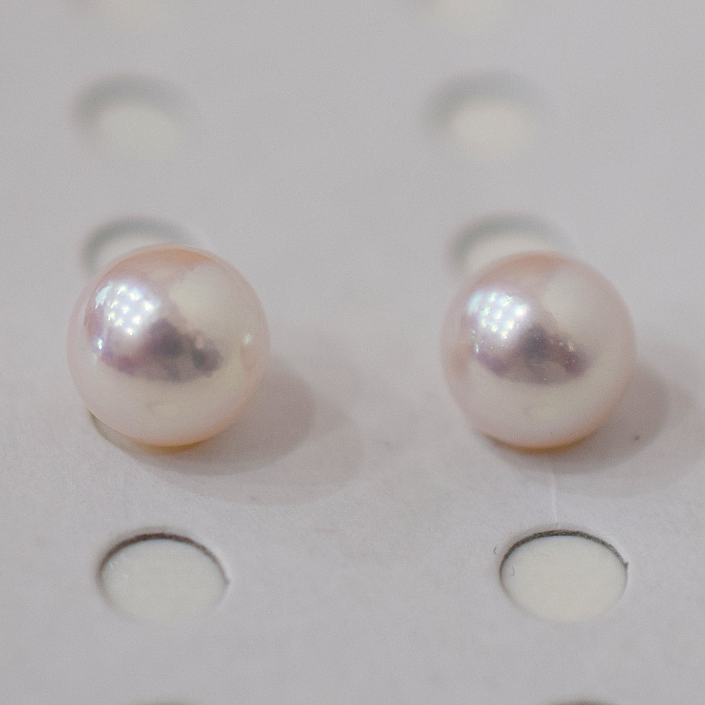 AAA rank 8mm - 8.5mm White pink tennyo color Akoya Pearl Earring Japan Japanese Seawater pearl reenspearl 18K 14K akoyapearl 1pair 2pc