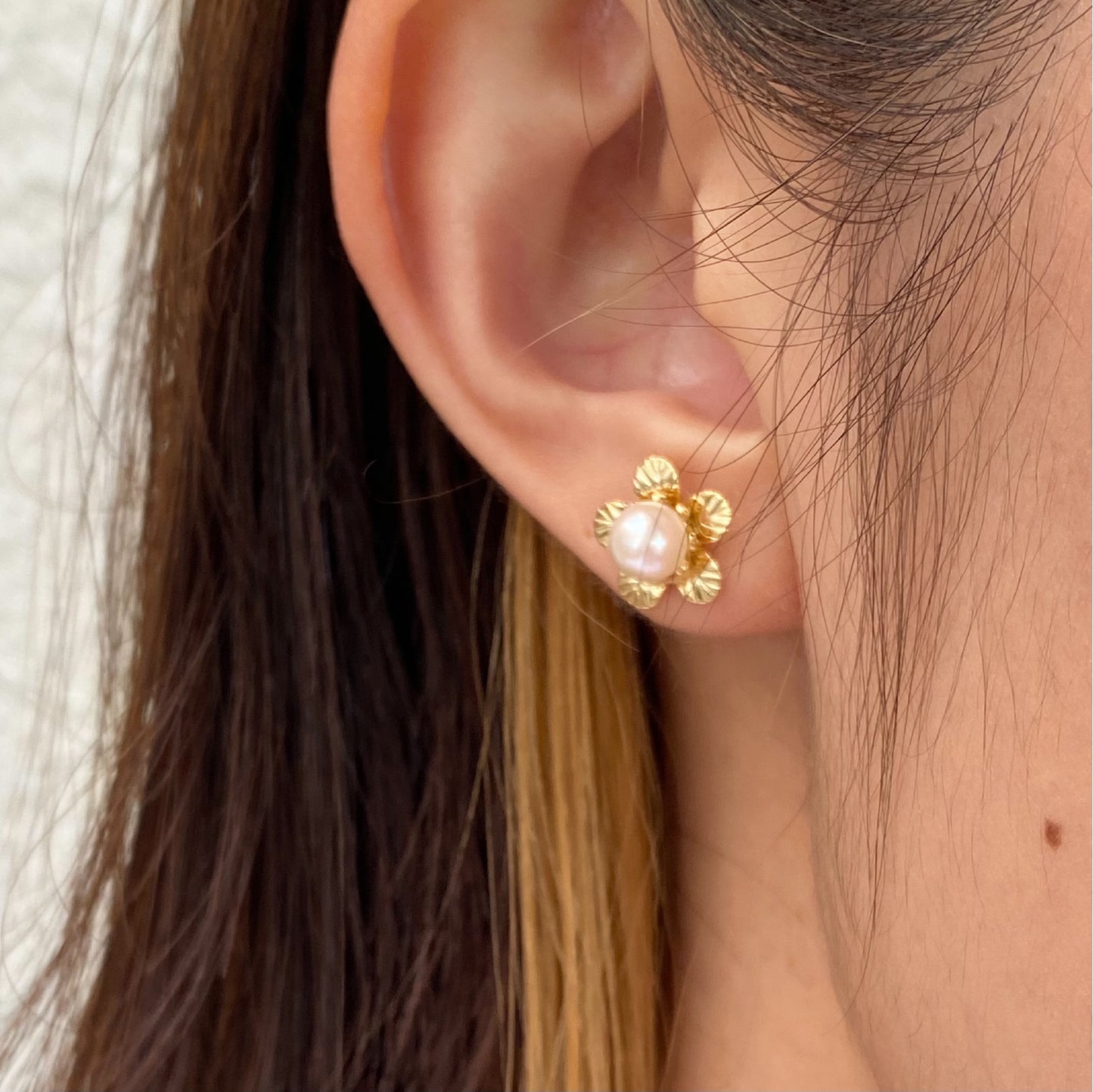 Rare White pink 5mm - 6mm Sea Real Akoya Pearl Earring K18YG Yellow Gold Plated Japan 1pair Japanese reenspearl birthday