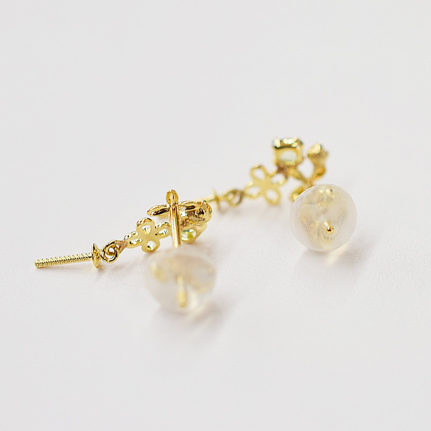 Only metal fittings K18YG stud earring Metal fitting Semi-precious stone Recommended for pearls under 7mm