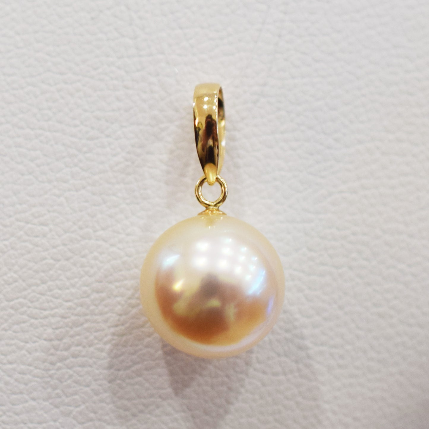 <SALE> Limited to actual item 9.7mm Only penrant top Natural color Seawater Real Japanese akoya Pearl 18K Japan birthday あこや 真珠