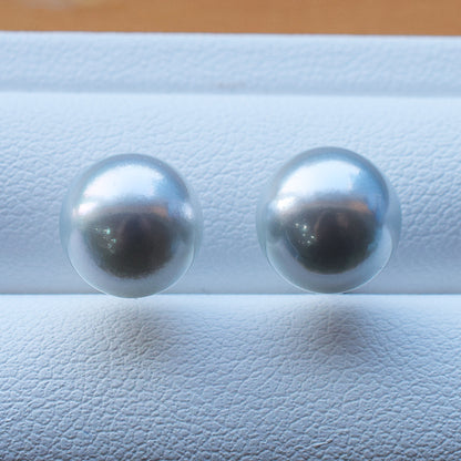 <SALE> Limited to actual item Natural color silver 9mm - 9.5mm Seawater Akoya Pearl Stud Earring 14K Japan Japanese Seawater reenspearl あこや 日本