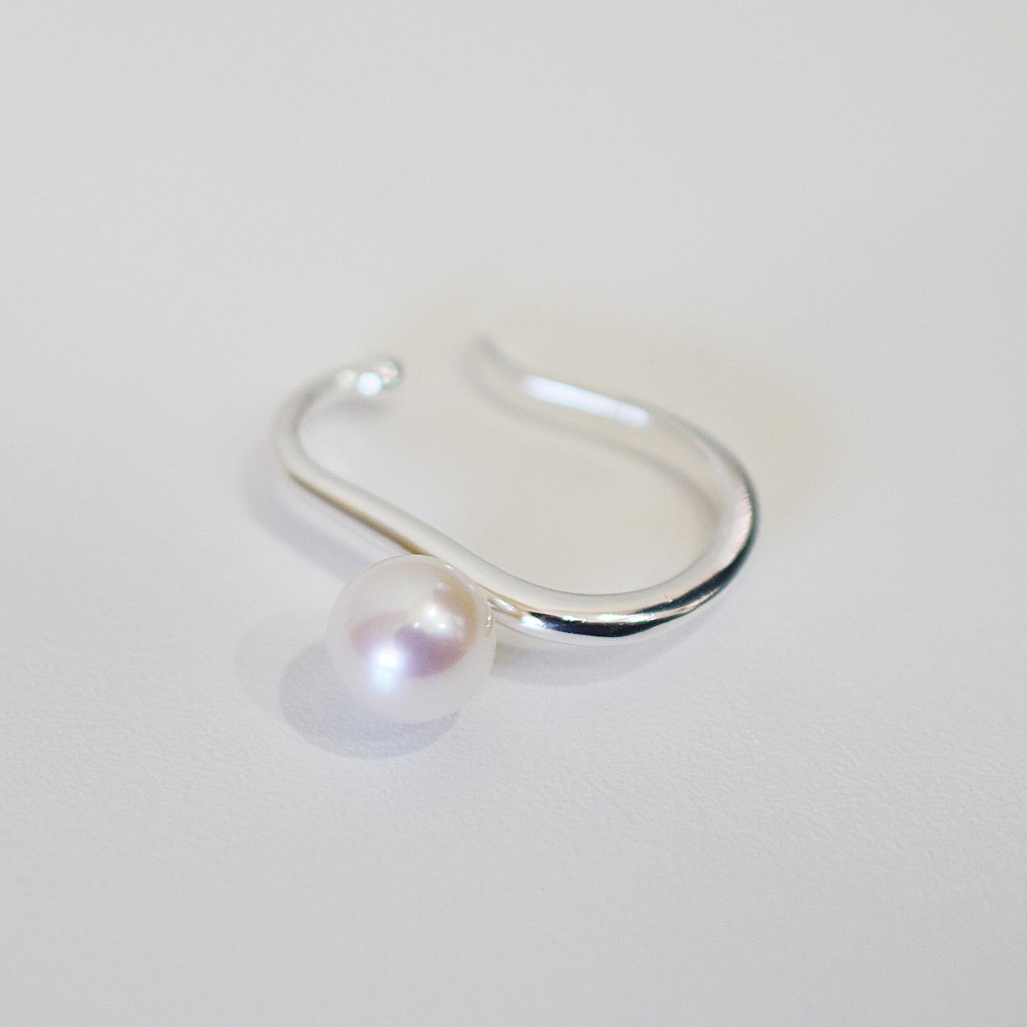 Hanadama rank White pink 6mm - 6.5mm akoya pearl SV Ear Cuff Seawater Japan Japanese 真珠 あこや