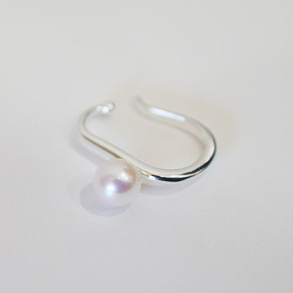 Hanadama rank White pink 6mm - 6.5mm akoya pearl SV Ear Cuff Seawater Japan Japanese 真珠 あこや
