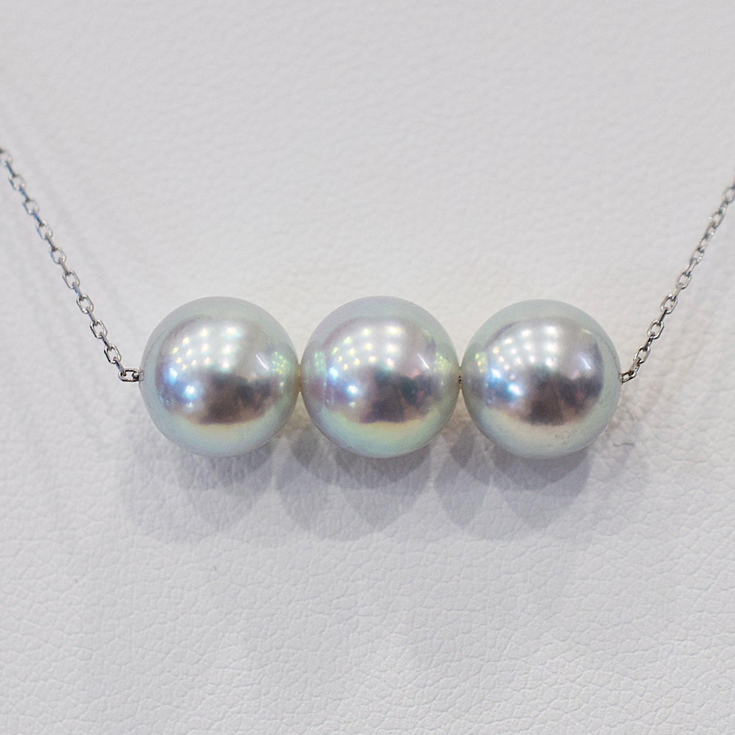 <SALE> Limited to actual item Rare Natural color blue 8.5 - 9mm akoya pearl 3pc necklace 18K Real Japan reenspearl Japanese Seawater