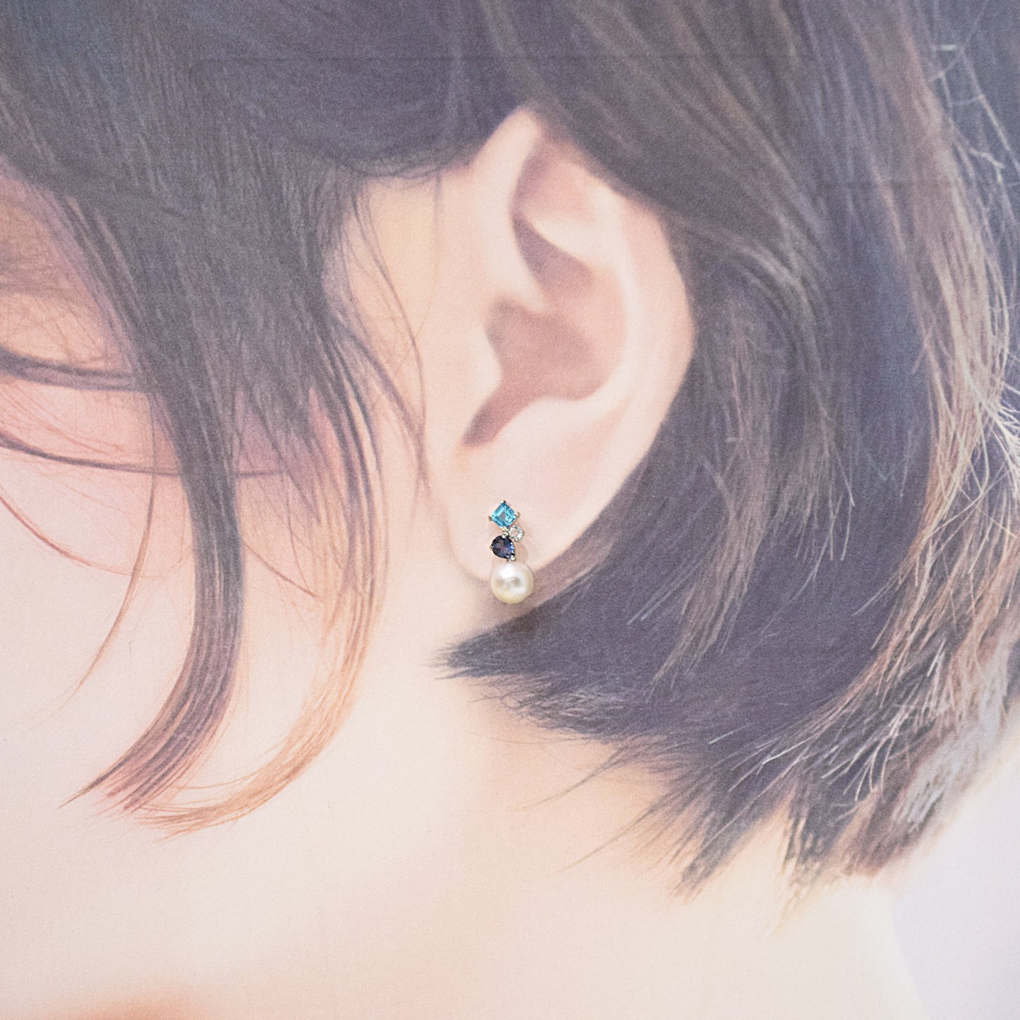 Hanadama rank Whitepink 6mm - 6.5mm K14WG Earrings Semi-precious stone Japan Blue topaz White topaz Iolite