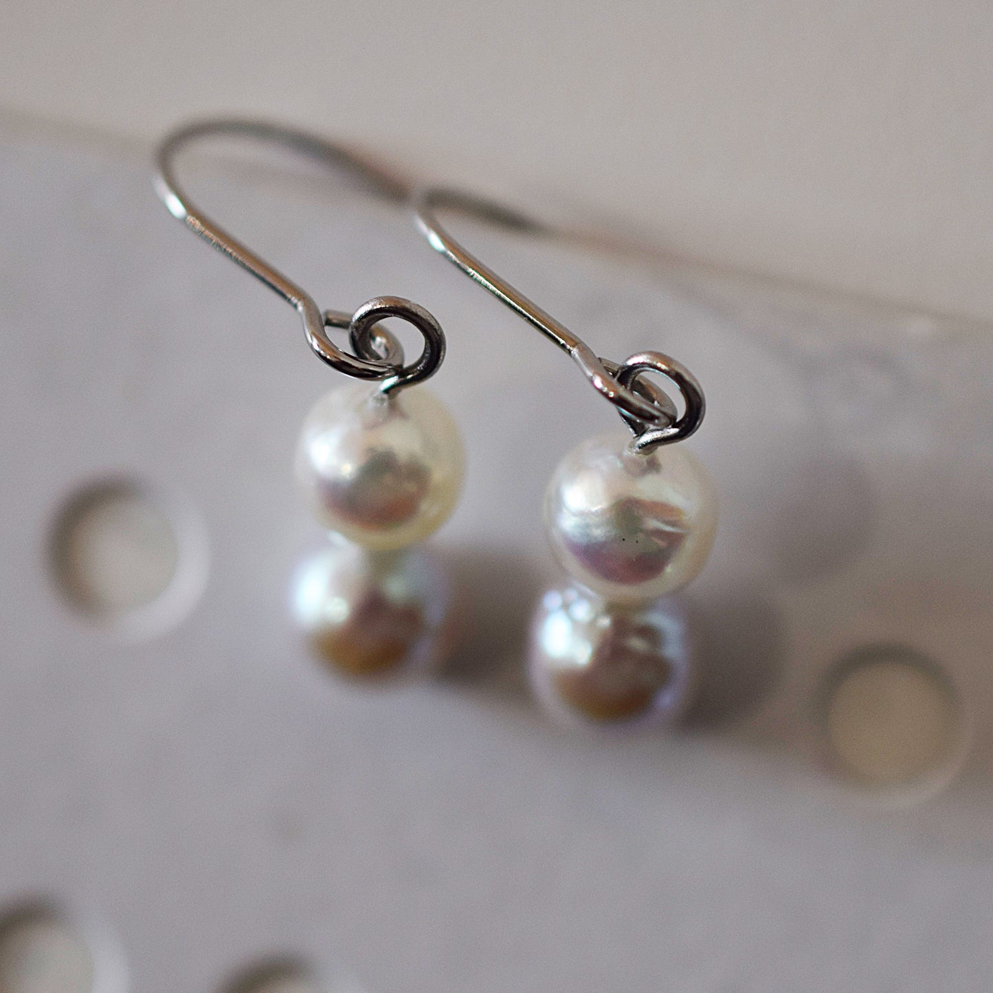 Actual product Natural color akoya Baroque pearl 5.5mm × 6mm Surgical Stainless Steel Seawater Akoya Pearl Hook Earrings Japan