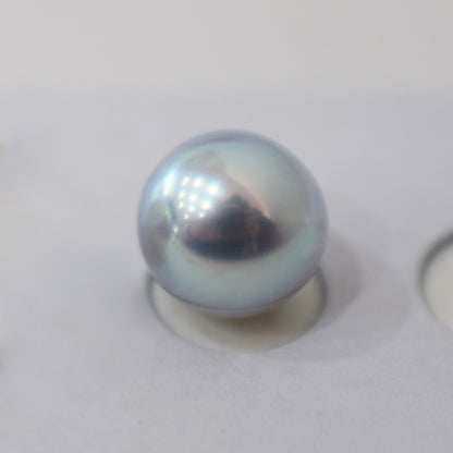 ［Custom-made］(1)White pink 7.5mm - 8mm akoya pearl Triangle Ear Cuff, (2)atural color 8.5mm - 9mm SV925 Ear Cuff