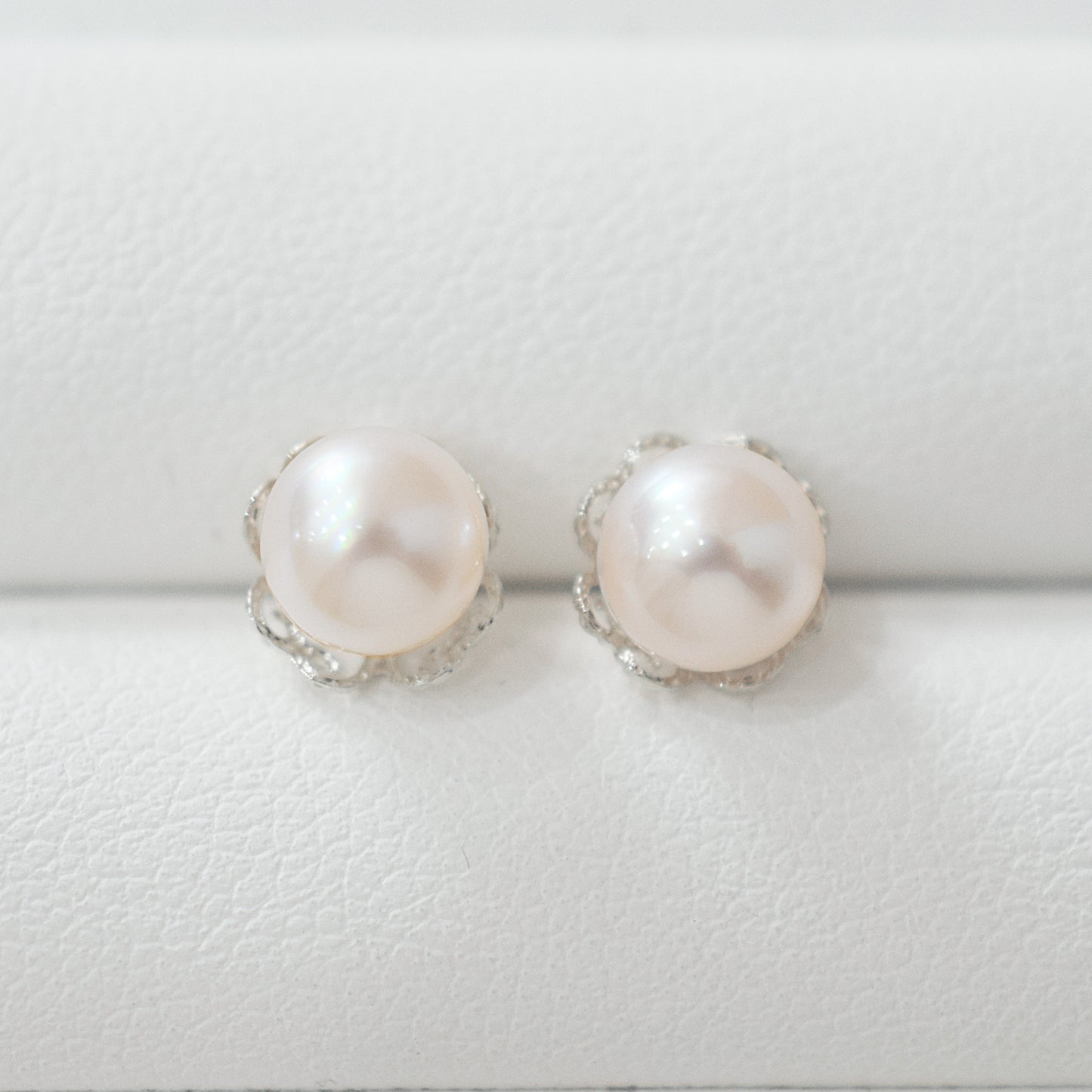 【K18YG / K14WG】Hanadama rank 6mm - 6.5mm Seawater Akoya Pearl White Pink Stud Earring Japan anniversary Japanese Seawater birthday 真珠 あこや 花珠級