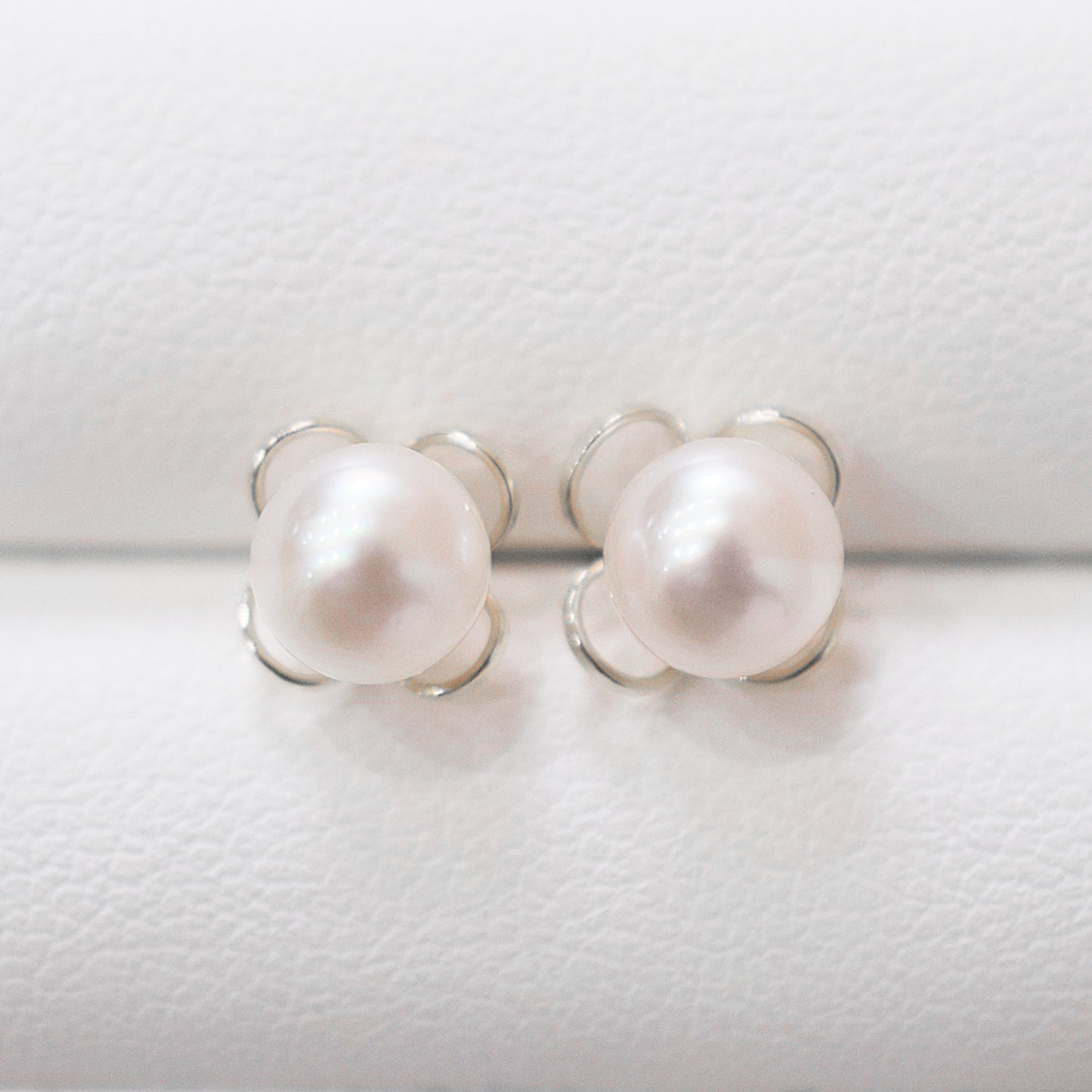 【K18YG / K14WG】Hanadama rank 6mm - 6.5mm Seawater Akoya Pearl White Pink Stud Earring Japan anniversary Japanese Seawater birthday 真珠 あこや 花珠級