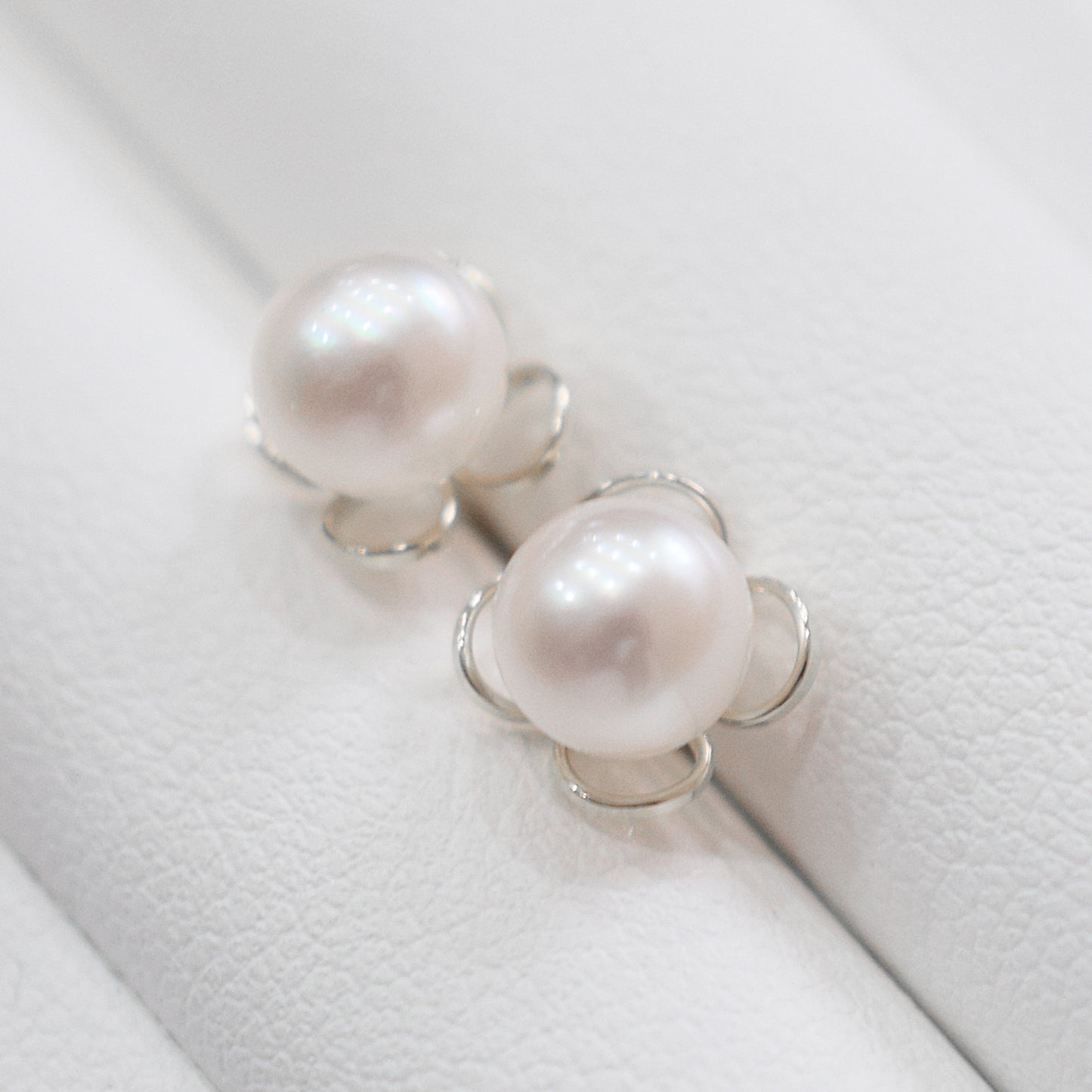 【K18YG / K14WG】Hanadama rank 6mm - 6.5mm Seawater Akoya Pearl White Pink Stud Earring Japan anniversary Japanese Seawater birthday 真珠 あこや 花珠級